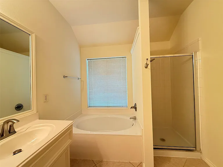 20622 Tulip Blossom Ct — Photo 20