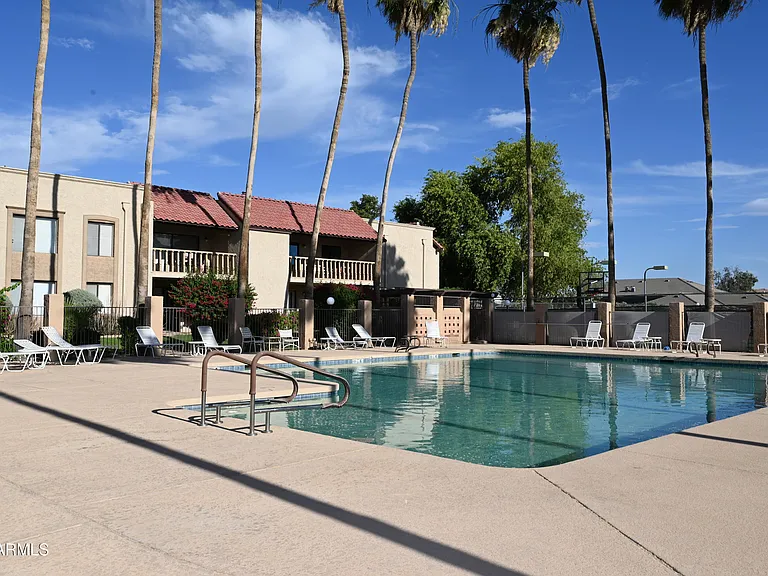 8649 E Royal Palm Rd #125 — Photo 25