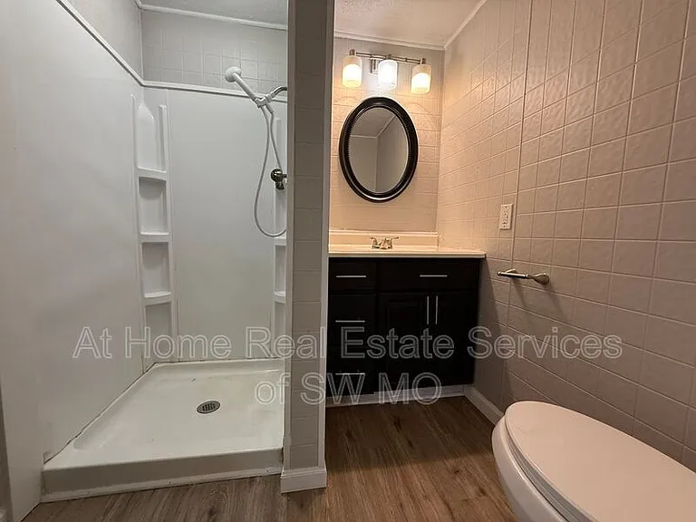 438 W Page St — Photo 12
