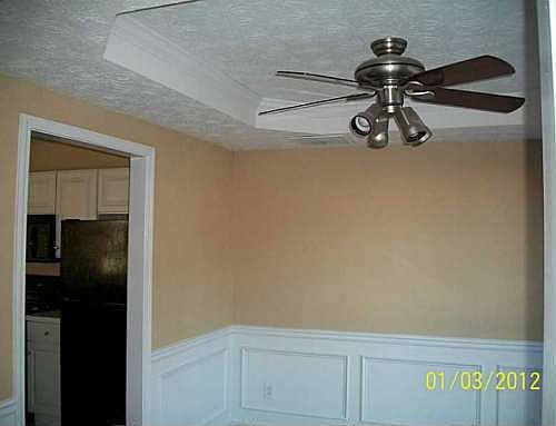 2nd image of 1731 Fontana Ln
