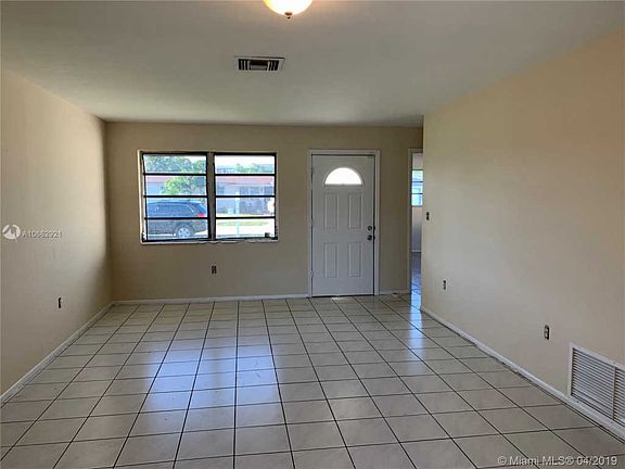 3rd image of 2230 NW 192nd Ter