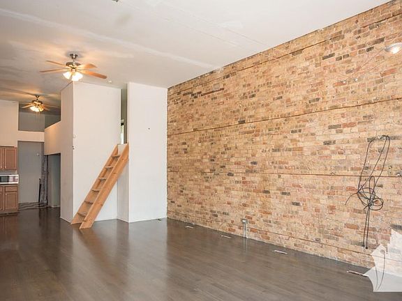 4th image of 2094 N Hoyne Ave #2047