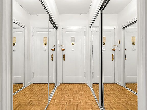 4th image of 69-60 108th St #38