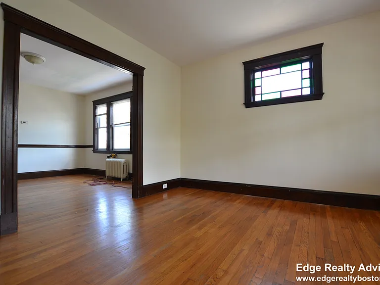 44 Bostonia Ave #2 — Photo 2