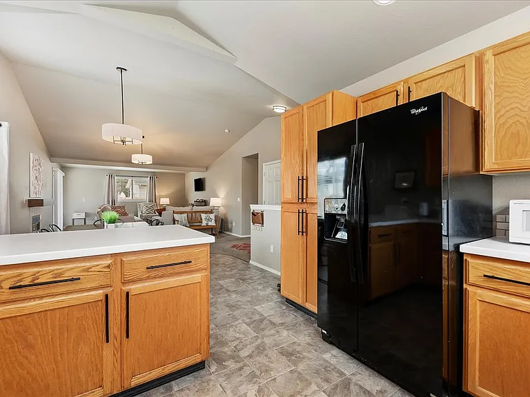 455 N Franklin Ave — Photo 4