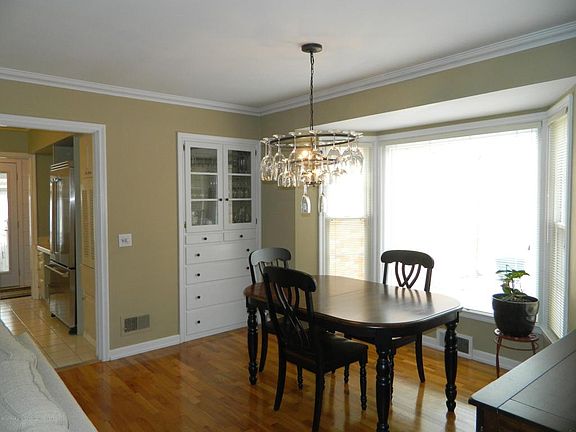 5th image of 1617 Sunnyside Ave