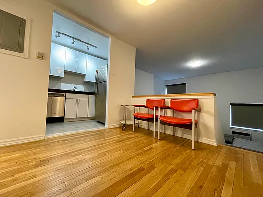 Rented by Building Equity Real Estate LLC | media 5