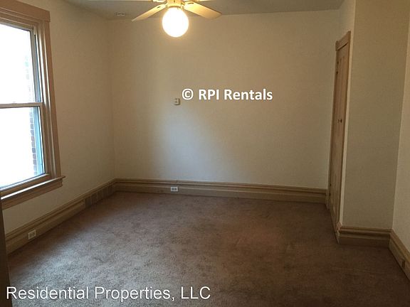 2nd image of 672 Evergreen Ave #2