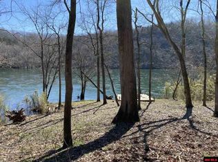 Wheatstone Pl, Cotter, AR 72626