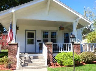 304 N 4th St, Bellevue, IA 52031