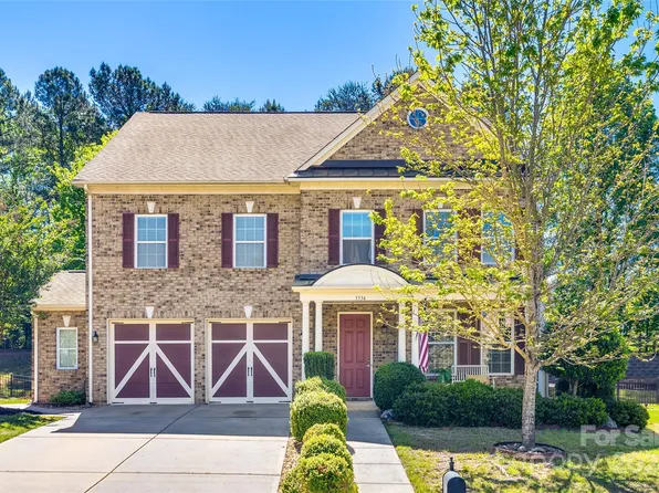 3334 Mandrake Ct, Tega Cay, SC 29708