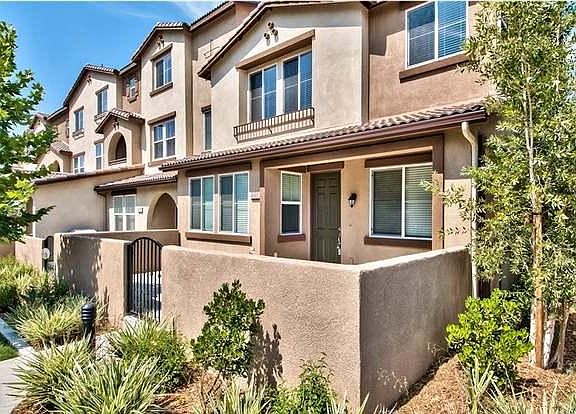 2nd image of 40960 Lacroix Ave