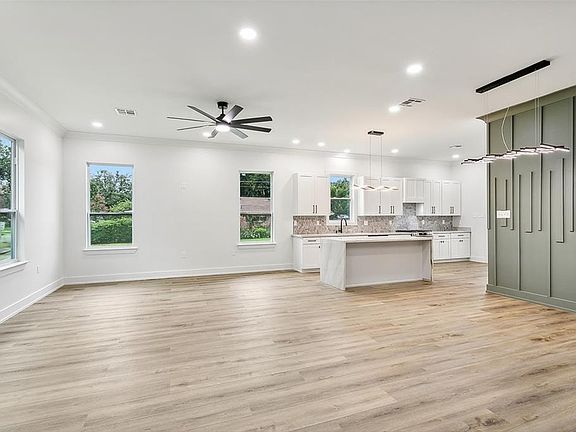 5th image of 1409 Airline Park Blvd
