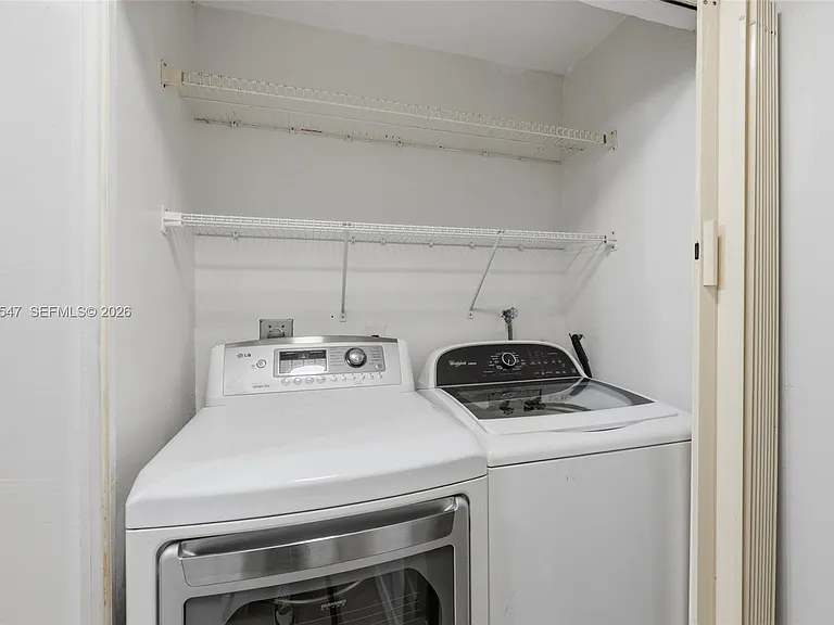 6929 SW 38th St #2-L — Photo 20