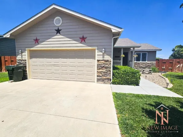 3401 Amy St, Garden City, KS 67846