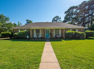 212 Arrowhead Dr, Pineville, LA 71360
