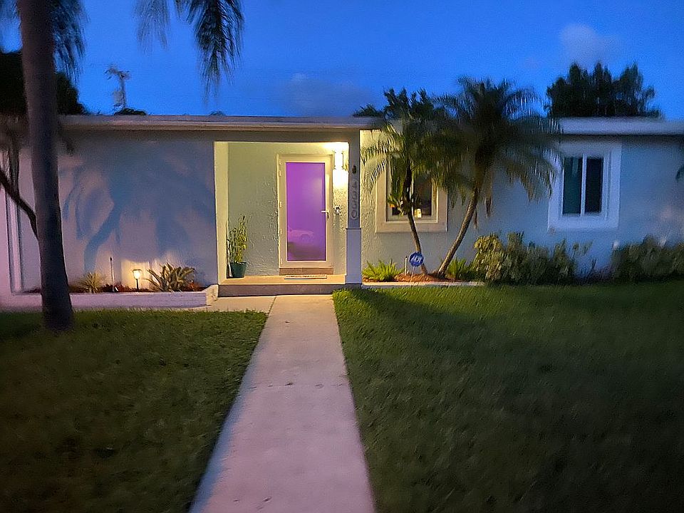 1st image of 4330 NE 18th Ave