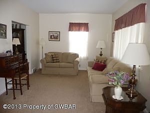 5th image of 109 E Vaughn St