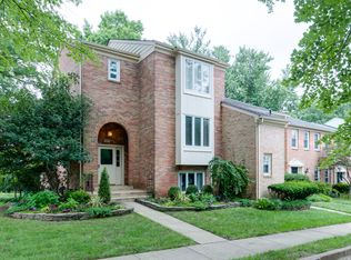 6688 Midhill Pl, Falls Church, VA