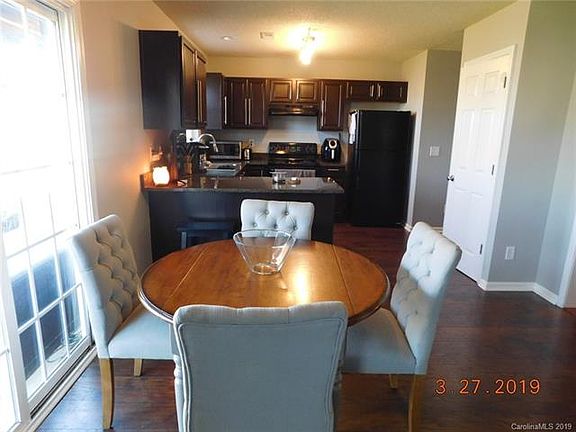 5th image of 207 Glencroft Dr