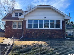 1108 S 52nd St, Omaha, NE 68106