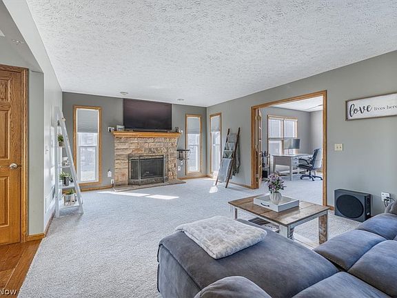 5th image of 2928 S Medina Line Rd