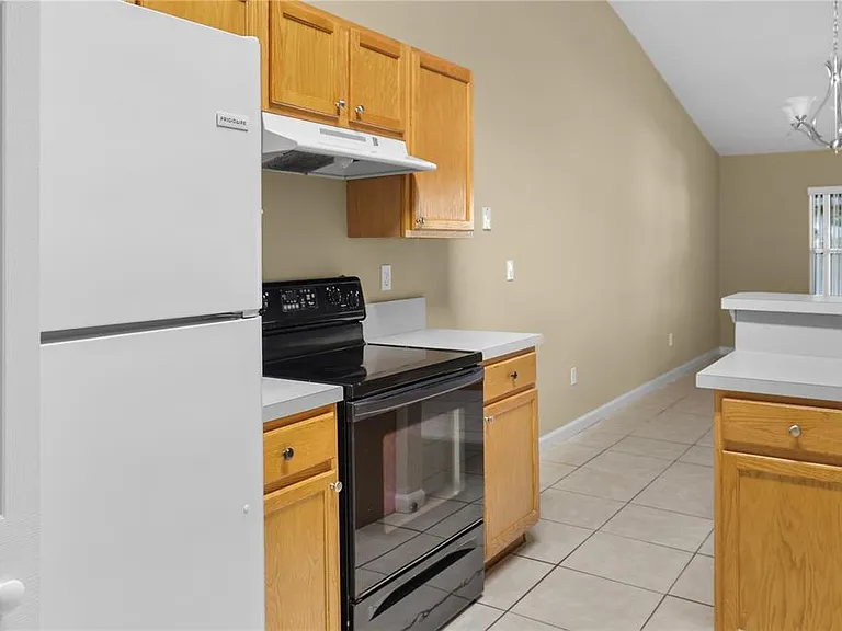 14 Empire Ln #B — Photo 7