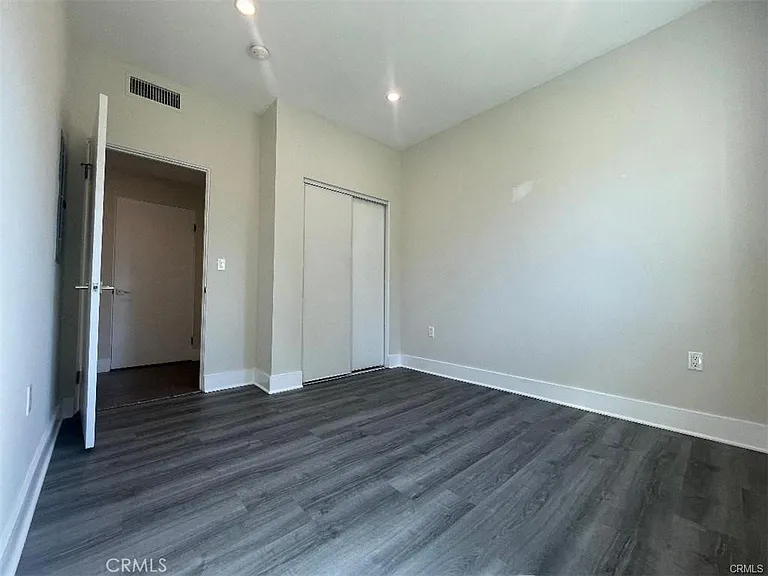 6445 Woodley Ave #204 — Photo 22