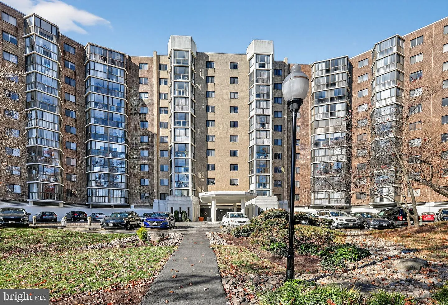 15101 Interlachen Dr #1-102 photo 1