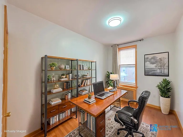 1519 W 5th St #2F — Photo 5