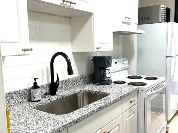 436 W 6th St #2, Lexington, KY 40508