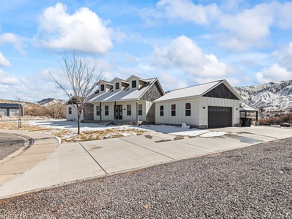 3rd image of 1698 S River Rock Way