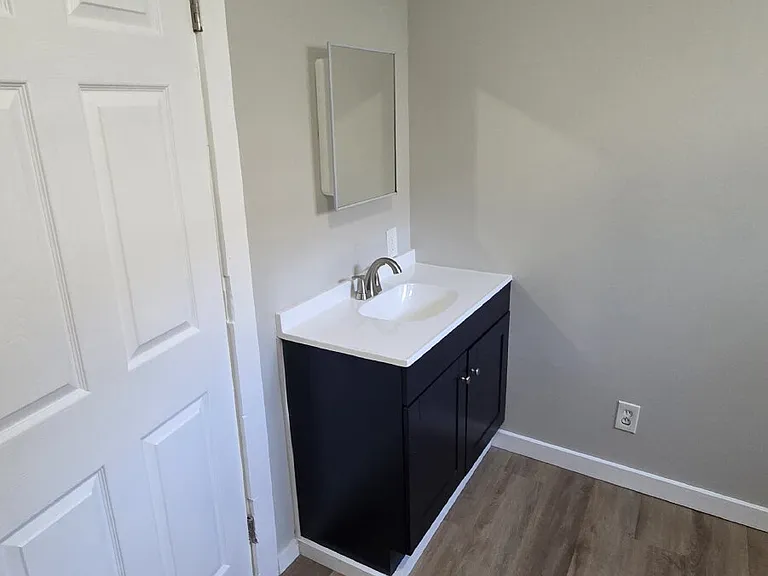 7210 Colgate Ave — Photo 6