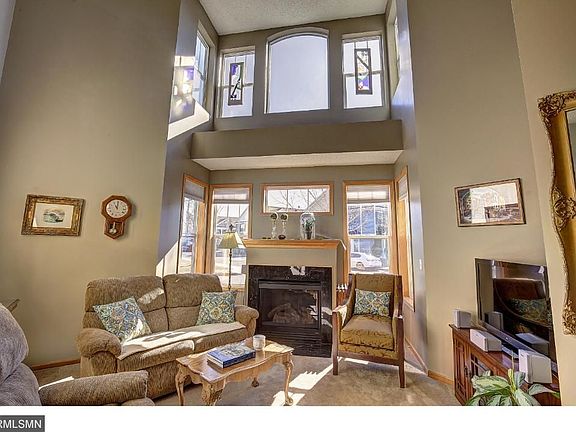 4th image of 1601 Woodlynn Ave E #8