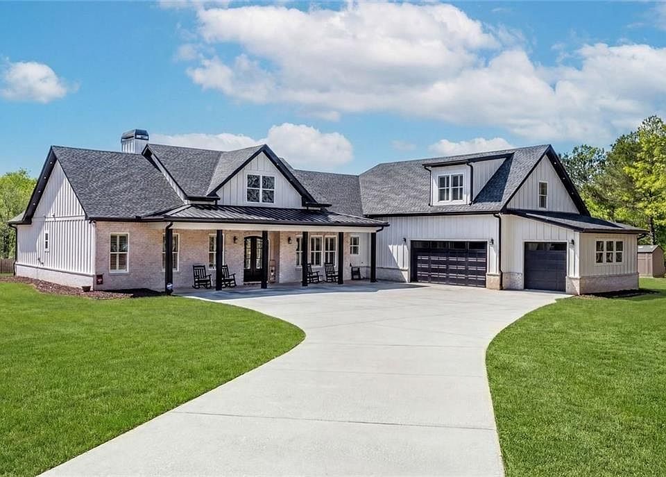 1st image of 825 Arch Tanner Rd