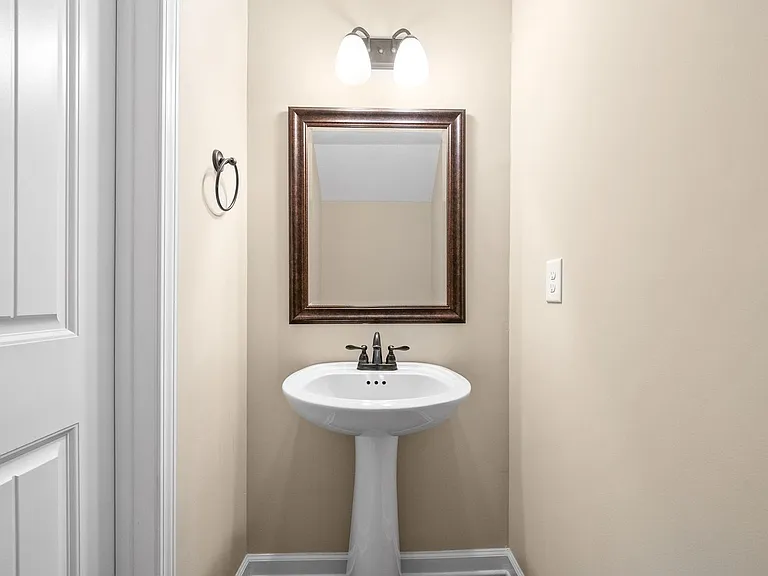 Rowand Ct - 310 — Photo 7