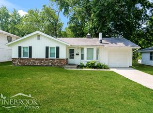 11608 Sycamore Dr, Kansas City, MO 64134