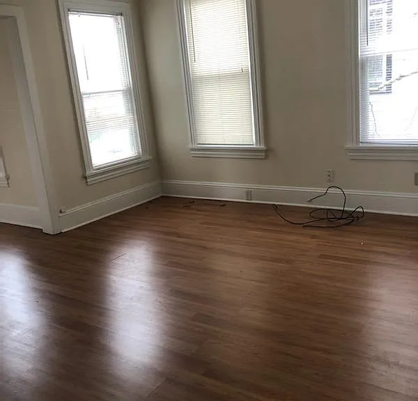 119 N Church St #B — Photo 10