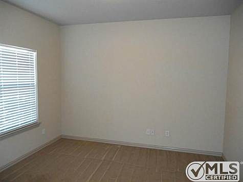2nd image of 4518 Rosewood Ln