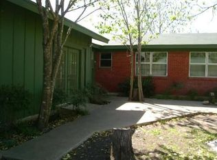 423 S Williams St, Hamilton, TX 76531