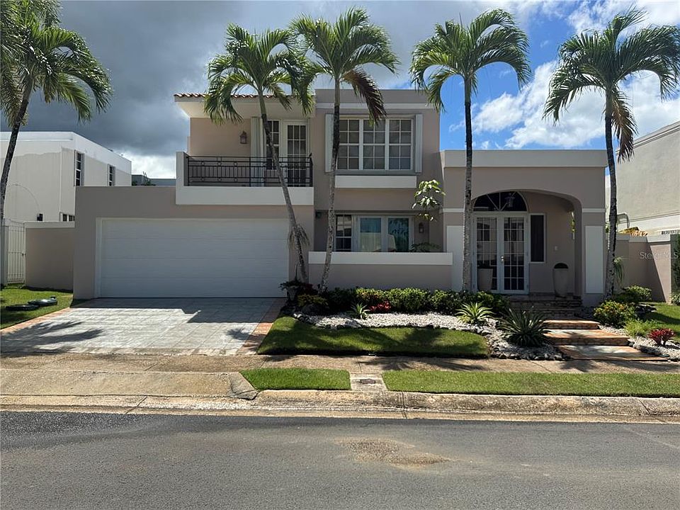 2nd image of 135 Urb. Palma Real BIZMARKIA