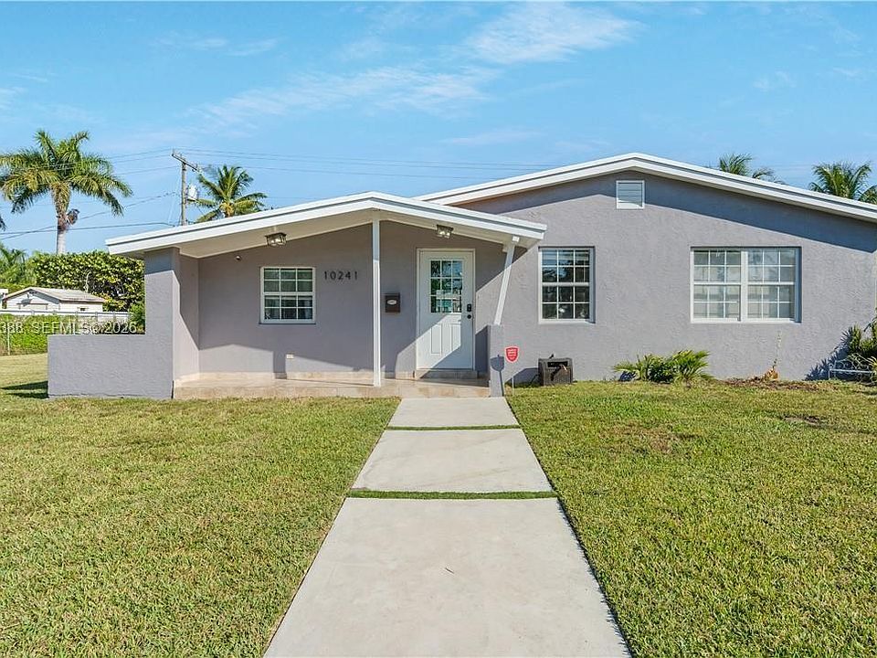 1st image of 10241 Dominican Dr