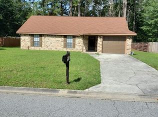 705 Little John Dr, Hinesville, GA 31313