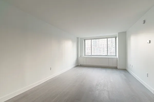 Rented by The Dermot Realty Management Company | media 27