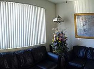 33157 Shoreline Dr, Lake Elsinore, CA 92530