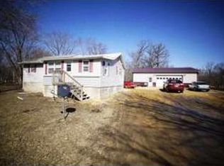 18456 317th St, Long Grove, IA
