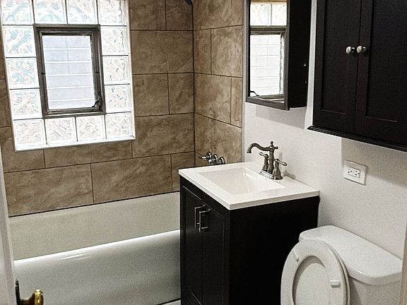 4th image of 2326 Euclid Ave #2