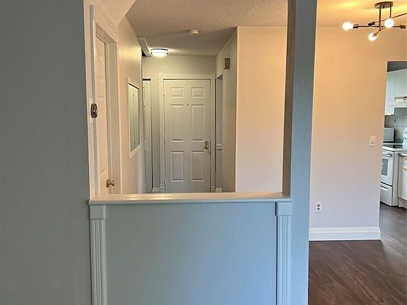 4th image of 5445 Empress St #87