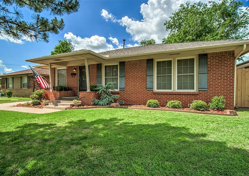 1st image of 1623 Oxford Way