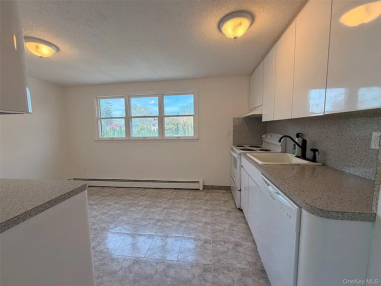 3535 Park Ave — Photo 4